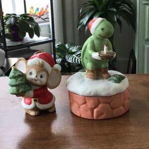 Vintage Christmas mouse, and Christmas turtle trinket holder.